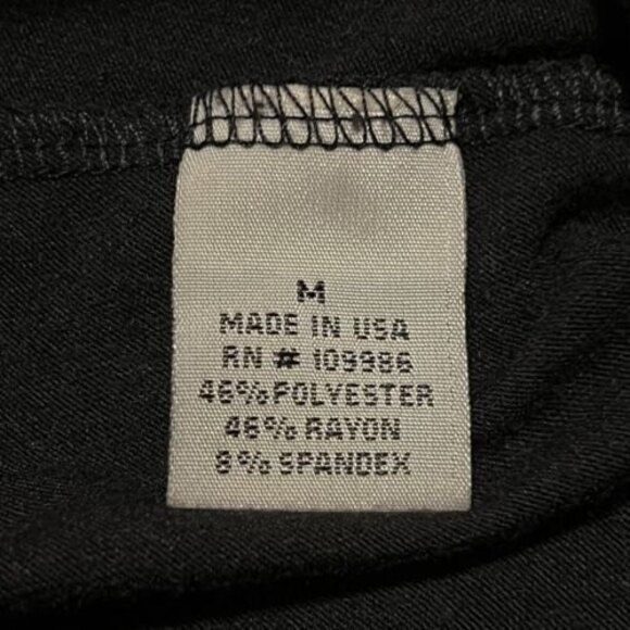 American Rag Womens Black Short Sleeve Cold Shoulder Top V Neck Size Medium USA - Picture 8 of 12